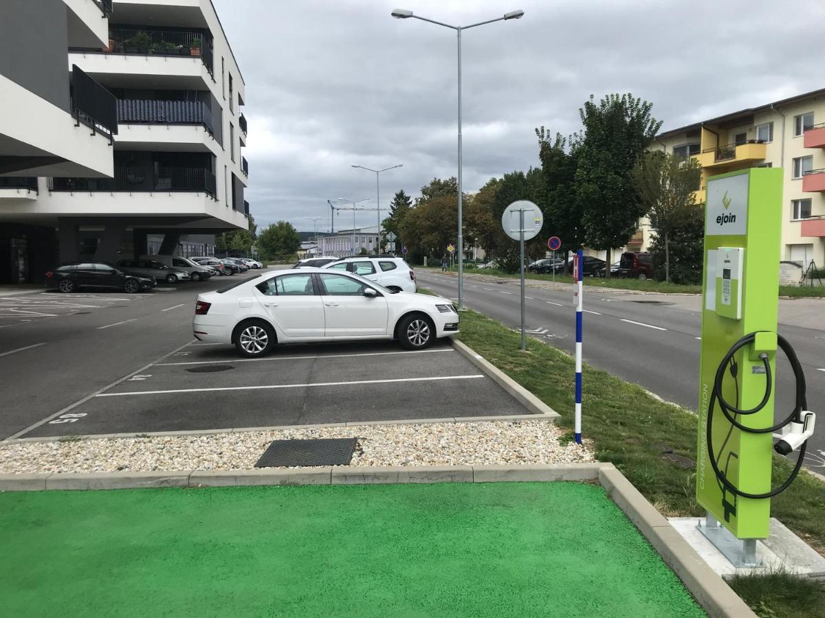 Apartman Greenbay Golf Trenčín Exterior foto